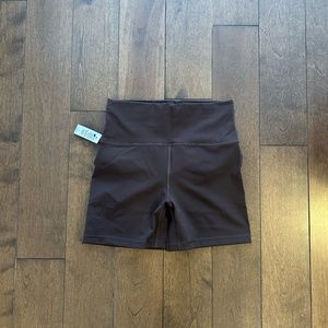 NWT Aritzia Golden PowerSculpt Biker Shorts